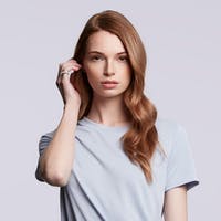 SWATI Cosmetics model with coloured lenses.